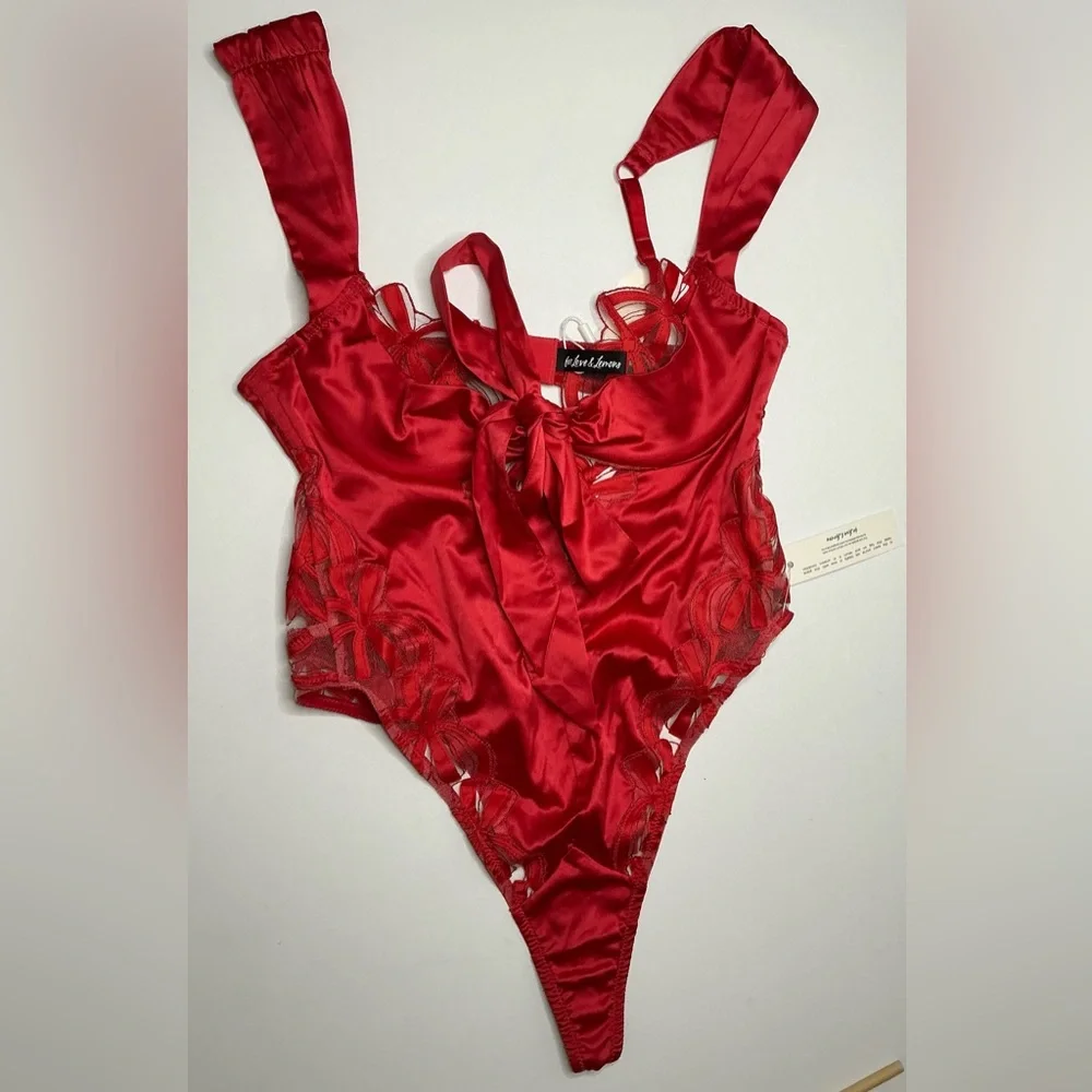 For Love & Lemons Red Lace Hallie Teddy Bodysuit Size XS NWT - Picture 4 of 10